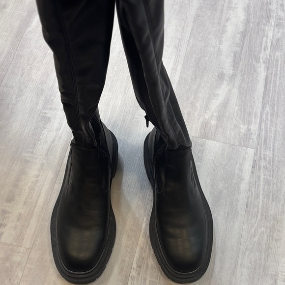 Zara Black Over-the-Knee Boots - Picture 7 of 14